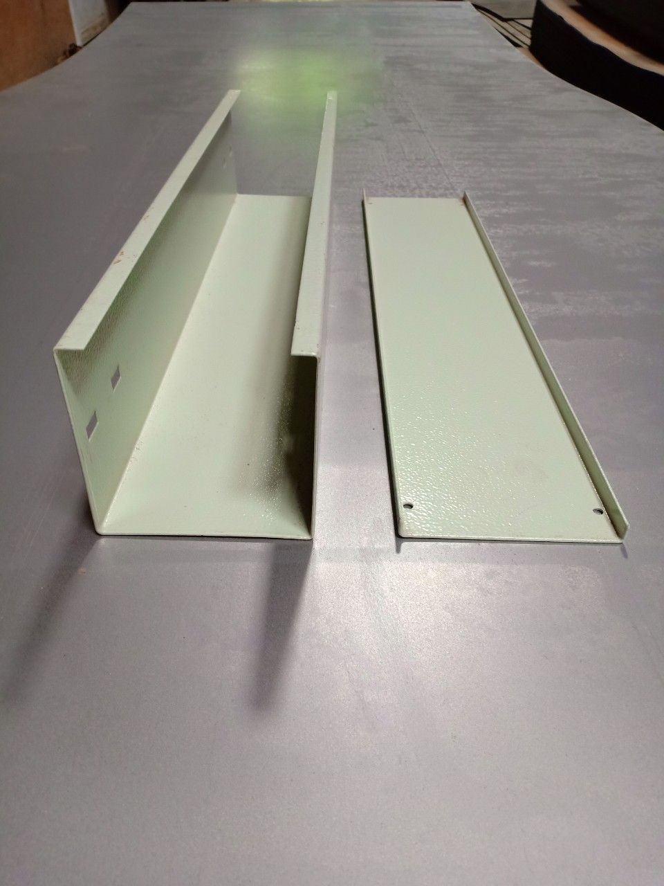 máng cáp 100x100 máng cáp 100x100