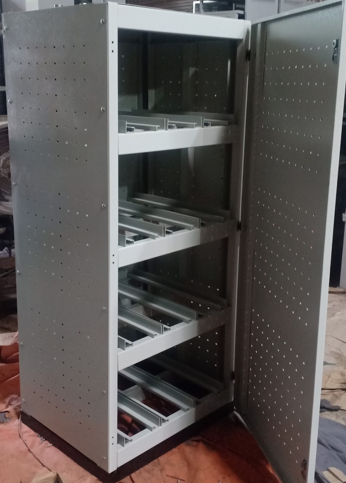 tu ac quy