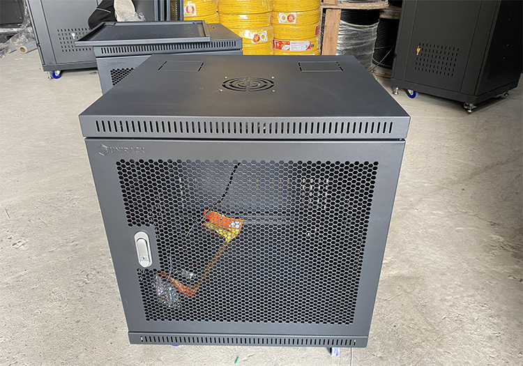 tu-mang-10u-tu-rack-10u-1371-3